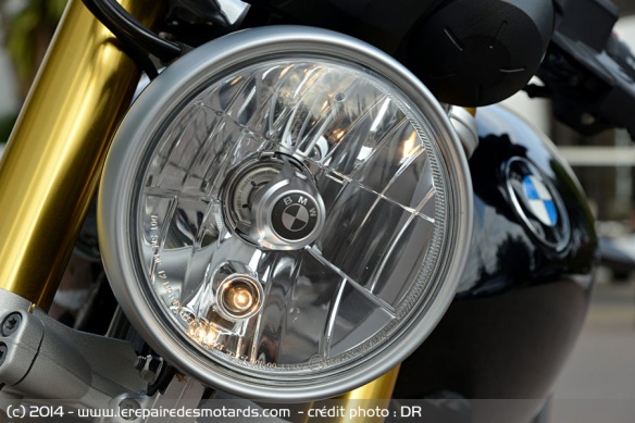 BMW NineT - Fast ganz fertig Phare-bmw-r-ninet