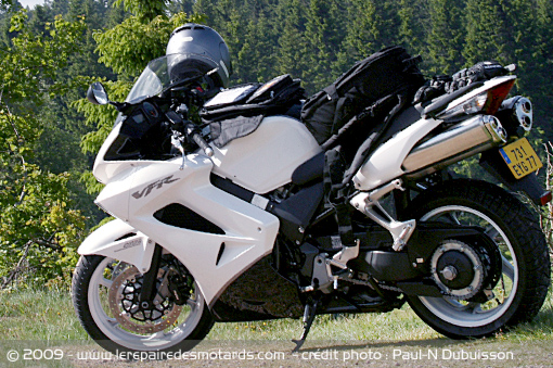 (essai net ) honda vfr 800 v-tec abs Honda-vfr-800