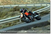 [essai net] [video] KTM Superduke 990 RR par Monneret (TF1) Ktm-superduke-990-d