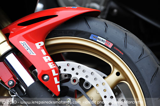  Test Pirelli Diablo Rosso 2 : évolution majeure Pirelli-diablo-rosso-corsa-personnalisation