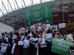 COP19 - La conférence climat s'achève à Varsovie : du privé, du charbon, et au final... du vent (Corinne Morel Darleux) .VarsovieONG_s