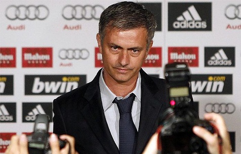 Shinigami_Zuyo NUEVO MANAGER Mourinho_madrid