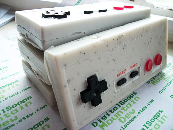 اخترعات 2010 Mountain-Dew-Scented-Nes-Controller-Soap