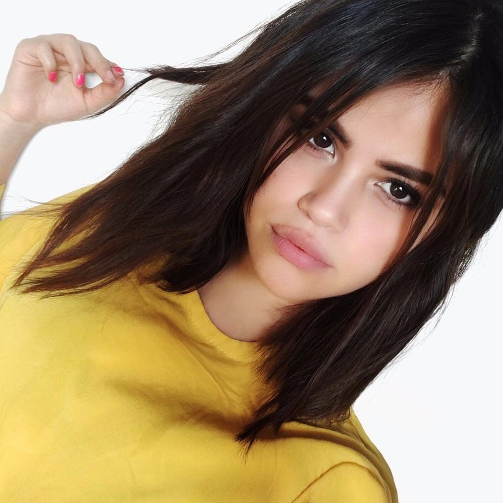  سيلينا جوميز Selena Gomez Selena-Gomez-Look-Alike-Sofia-Solares