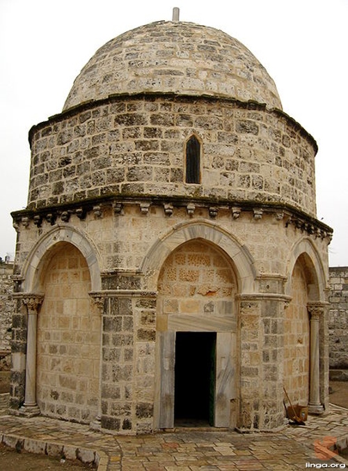 صور الكنائس الاكثر شهرة في مدينة القدس   Jerusalem-mt-olives-ascension-edicule_01