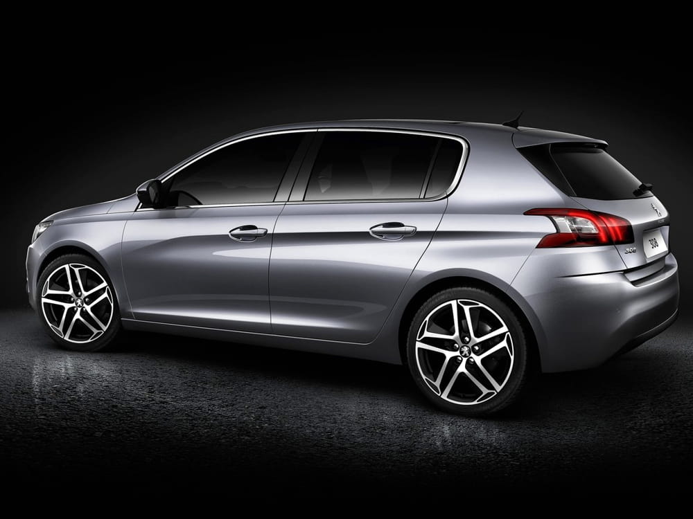 Nouvelle Peugeot 308 : sobre mais efficace Nouvelle-peugeot-308-2013-ligne-1651190