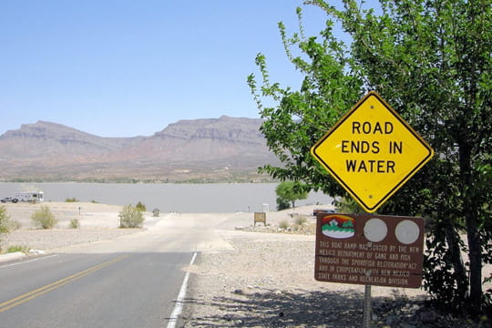 Dlire sur la signalisation en tout genre... - Page 24 Nage-434171