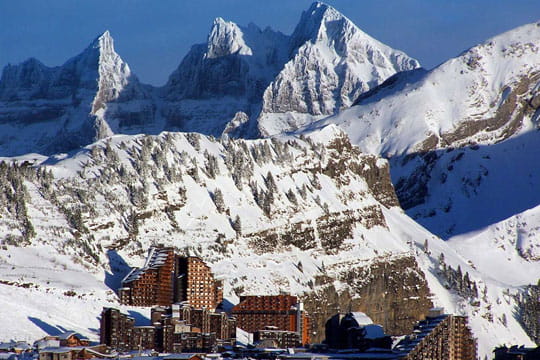 Photo Numérique : 40 fonds d'écran pour l'hiver à télécharger ! Avoriaz-368021