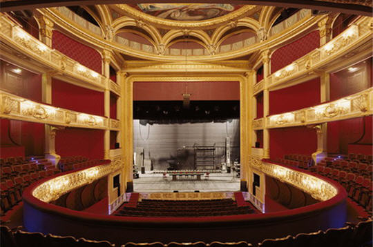 Plans d'une Salle de Spectacle de type : Theatre de L'Odeon 1