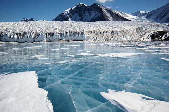 Science > Environnement >  Fonte des glaces Ocean-gele-419440