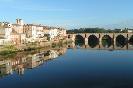 Par ordre alphabétique, des villes et des villages . - Page 25 Montauban-268480