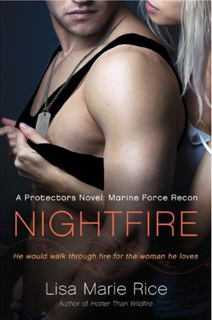 Protections rapprochées - Tome 3 : Charisme Fatal de Lisa Marie Rice  Nightfire1