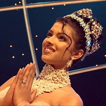 2000 | MISS WORLD | PRIYANKA CHOPRA 1aa