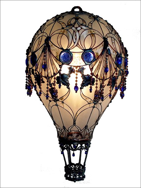      .. Balloonatics_lamp_07