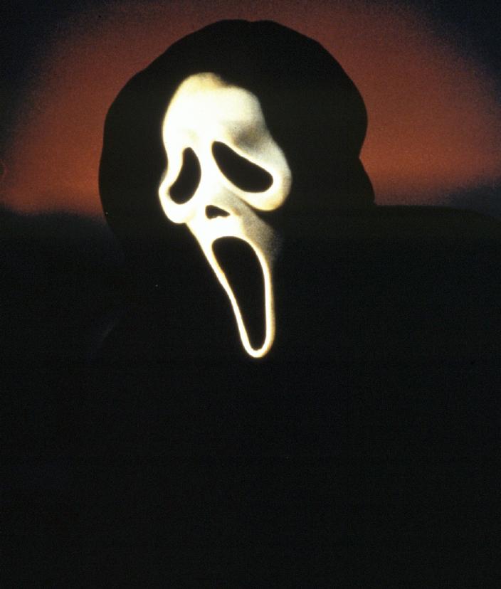 جزائريين مبدعين Scream4