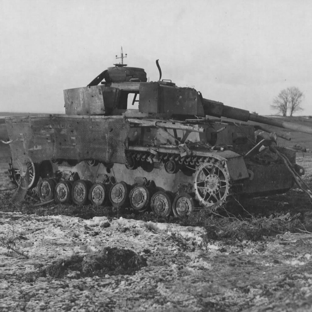 chars allemands World-war-ii-ipad-wallpaper-army-tank