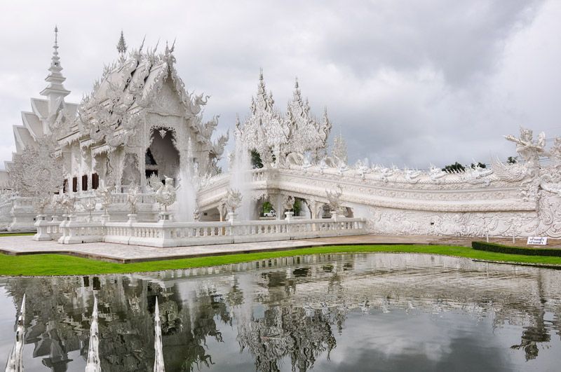 Juego de preguntas. - Página 2 Templo-Blanco-de-Chiang-Rai-Tailandia-6