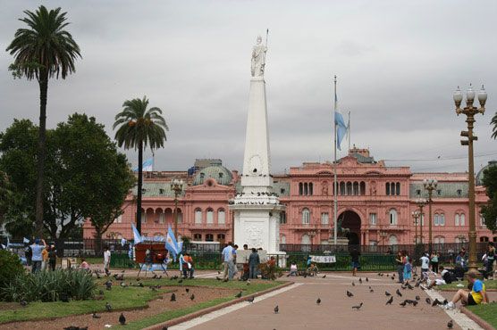 BENJAMIN SOLARI PARRAVICINI. Plaza_mayo