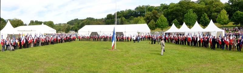 28 - Lourdes : Messes Internationales-Processions Eucharistiques-Infos!! - Page 9 Pano-2