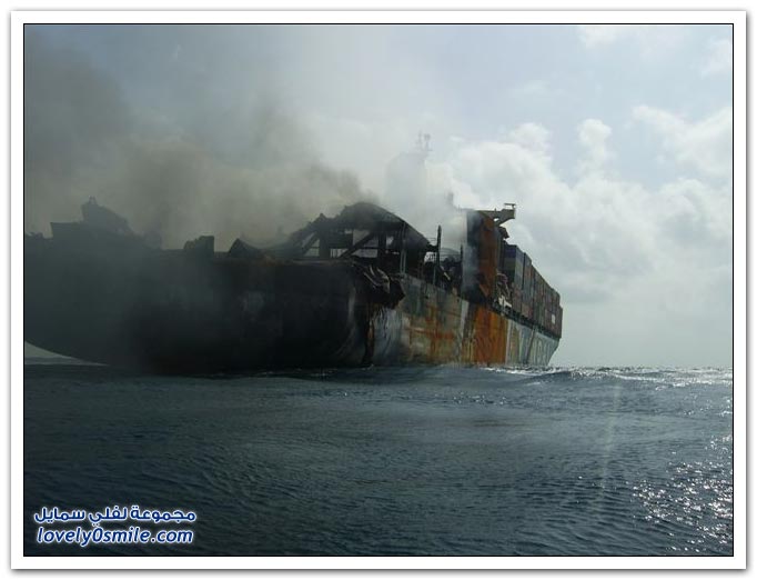 صور حوادث السفن والبواخر الكبيره Freighters-accidents-05