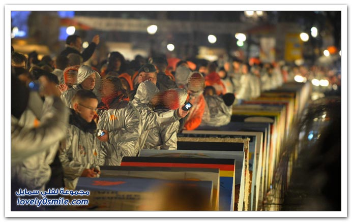 صور جديدة لأحداث جدار برلين Berlin-Wall-41