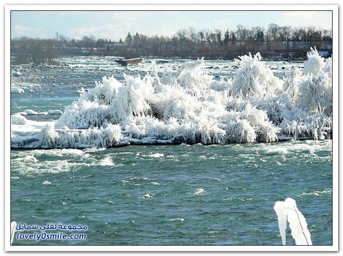 شلالات نياجرا في الشتاء Niagara-winter-019