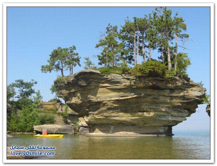 جزيرة صغيرة علي الشاطيء Small-island-on-beach-25