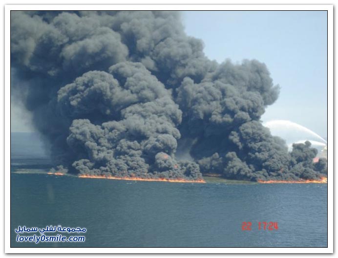 صورأنفجارفى محطة تنقيب لنفط وتسربه على سواحل لويزيان Explosion-leakage-oil-exploration-station-11