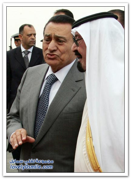 صور مبارك منذ توليه الرئاسة وحتى التنحى Mubarak-during-his-30-years-042