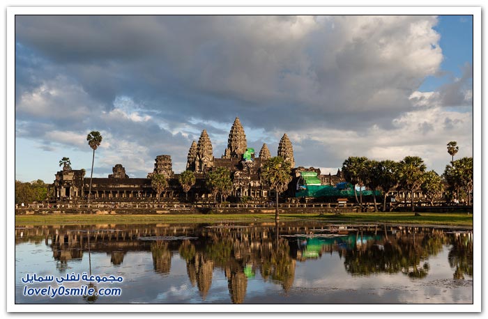    ( )   Temple-of-Angkor-Wat-in-Cambodia-01