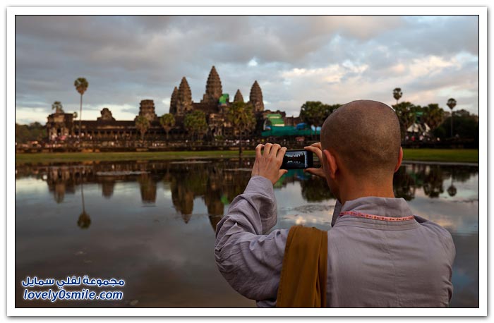    ( )   Temple-of-Angkor-Wat-in-Cambodia-16