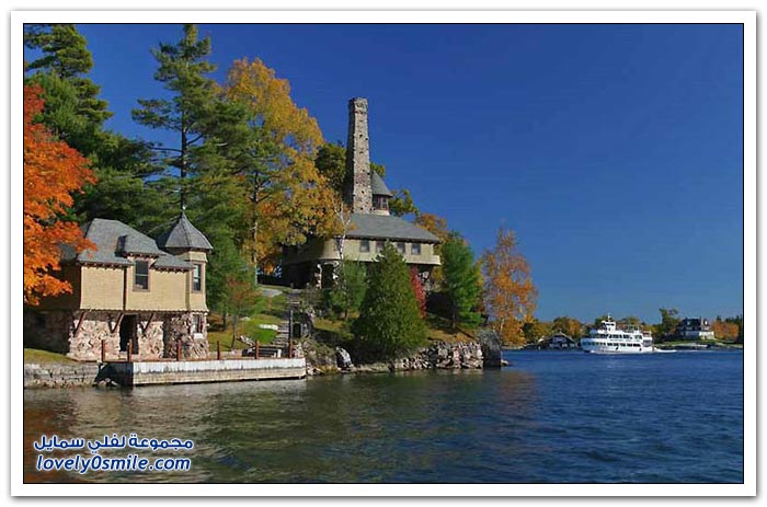         Thousands-of-islands-on-the-Canadian-American-border-33