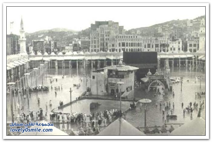 ألبوم صور الحرمين نادرة إهداء لمنتدى عيت الرفاد جمال المروج  Images-from-the-past-to-Mecca-and-the-Grand-Mosque-in-Mecca-27