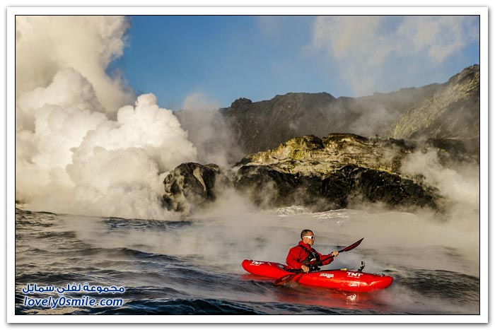 التجديف بين الحمم البركانية Rowing-between-lava-01