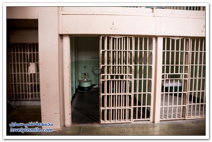 الكاتراز السجن الأكثر شهرة في العالم Alcatraz-prison-in-the-worlds-most-famous-32