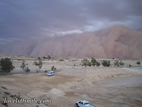 عاصفة حدثت في العراق مع الجيش الامريكي Sandstorm-in-iraq-07