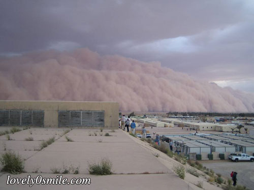 عاصفة حدثت في العراق مع الجيش الامريكي Sandstorm-in-iraq-11