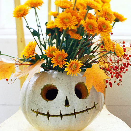 Halloween pictures - Page 3 34825-Floral-Jack-o-lantern-Halloween-Centerpiece
