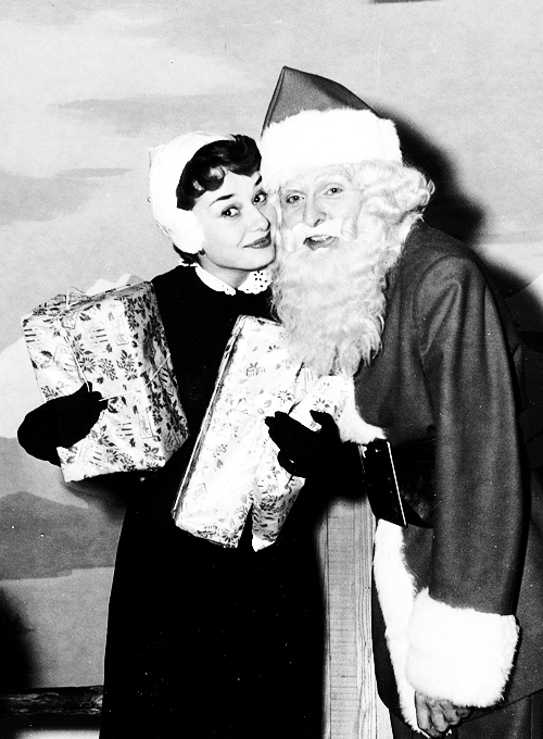A Seasonal request 38634-Audrey-Hepburn-With-Santa-Claus
