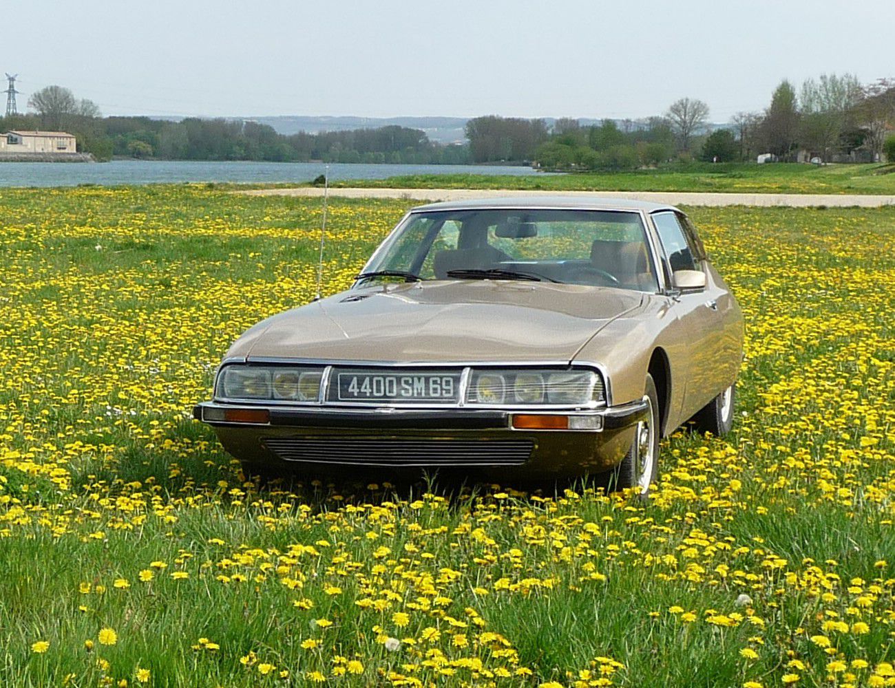 un amateur de mes créations personnelles à Fleurieux sur l'Arbresle (69) Photo_big_Citroen_Sm_1967_1191_1