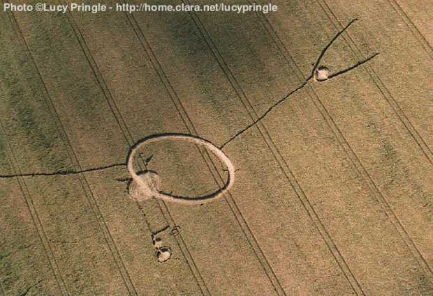 crops circles 2010 - Crop Circles 2010 - Página 9 Uk1998bd