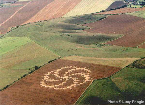 crop - Crop Circles et Ovnis messages ou arnaques? Uk2001df4