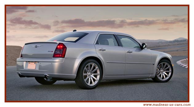 Vos 15 modèles préférés...+ photos Chrysler-300c-srt8-2