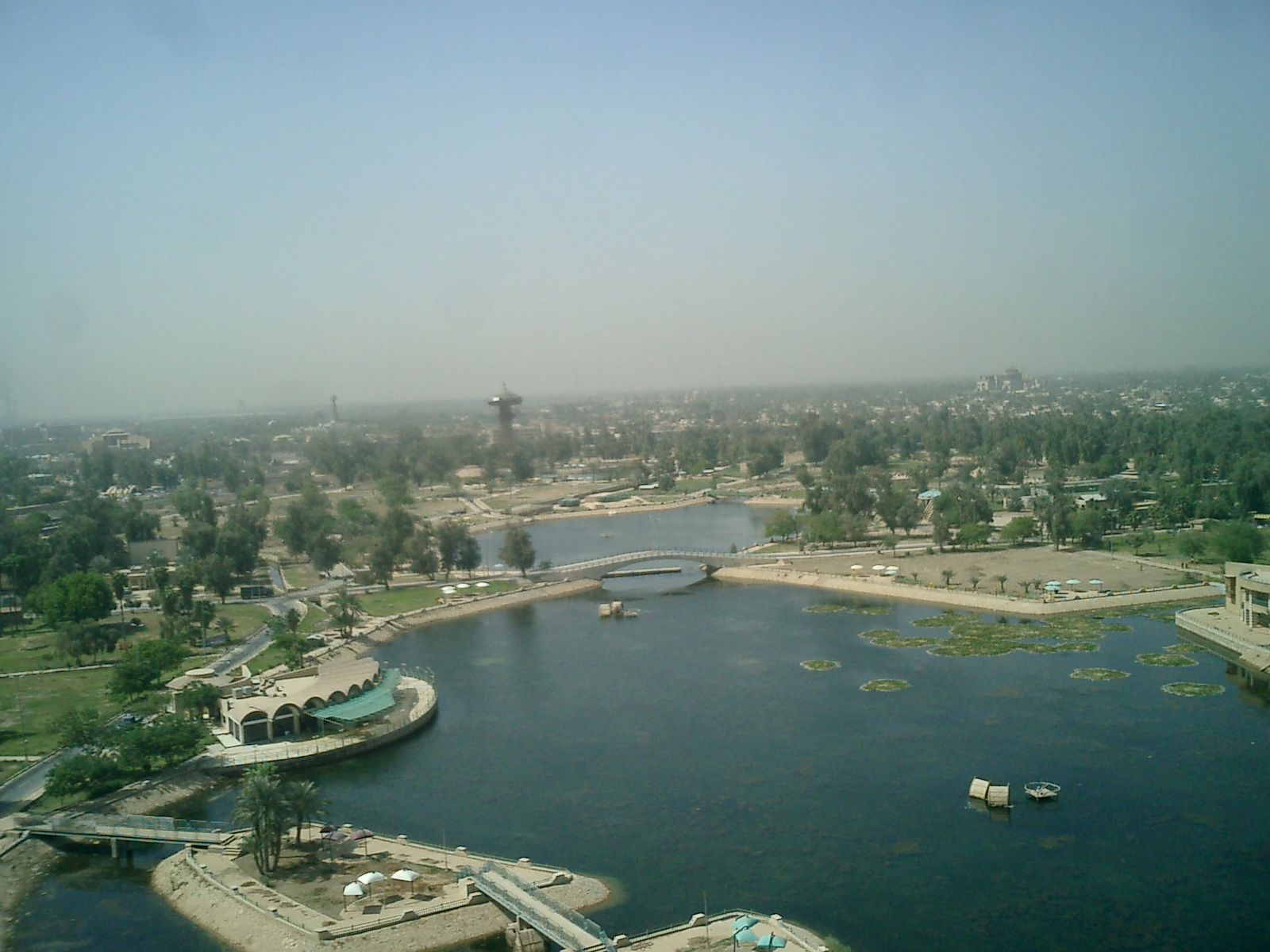 صور من بغداد 30_43279_1266487762