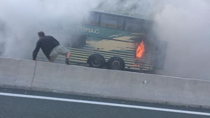 Στις φλόγες λεωφορείο του ΚΤΕΛ Καστοριάς! 720_532608_b118a95132-8d62484fc7eb026e