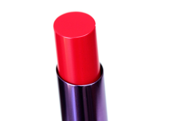 لتڪُونًي الأجملَ دوماً Urban-Decay-69-Revolution-Lipstick-7