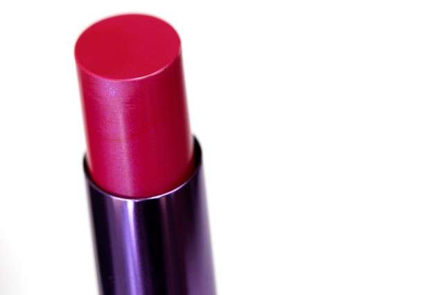 لتڪُونًي الأجملَ دوماً Urban-Decay-Jilted-Revolution-Lipstick-3