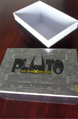 Pluto - Page 2 Coffrets_vides_pluto