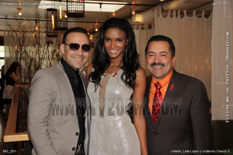 2011 | MISS UNIVERSE |  LEILA LOPES  - Page 40 J-martin-leila-lopes-y-guillermo-chacon-5