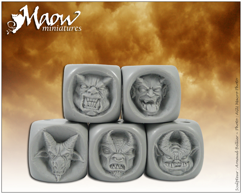 MaoW Miniatures Mosntrod%E9s666famille